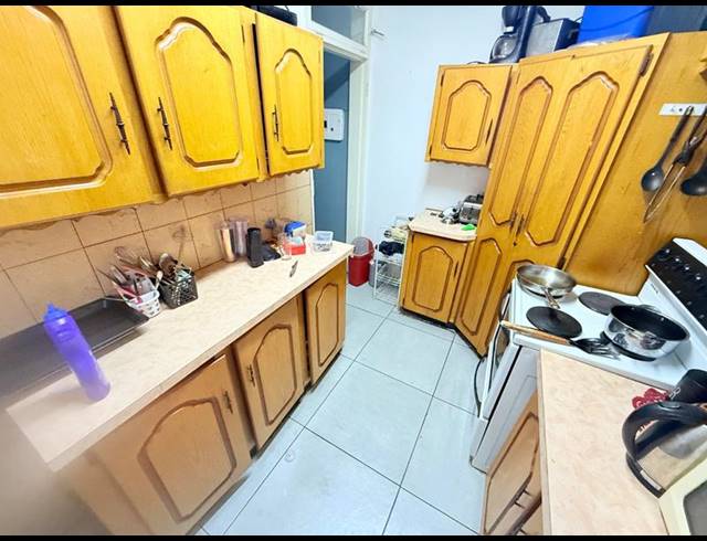 2 BEDROOM APARTMENT FOR SALE IN VANDERBIJLPARK CW 6